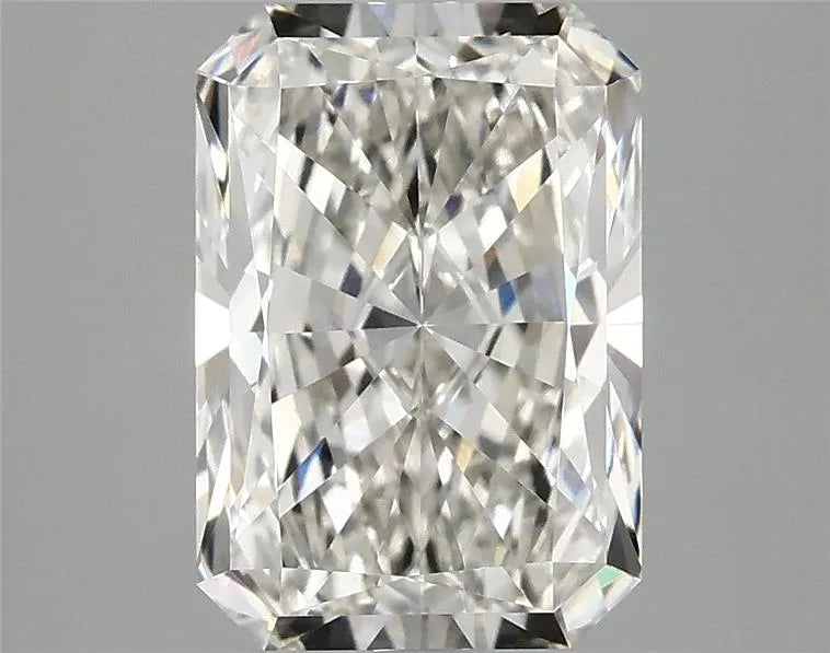 2.98ct Radiant Lab Grown Diamond (Colour H, Clarity VVS2, IGI Certified)