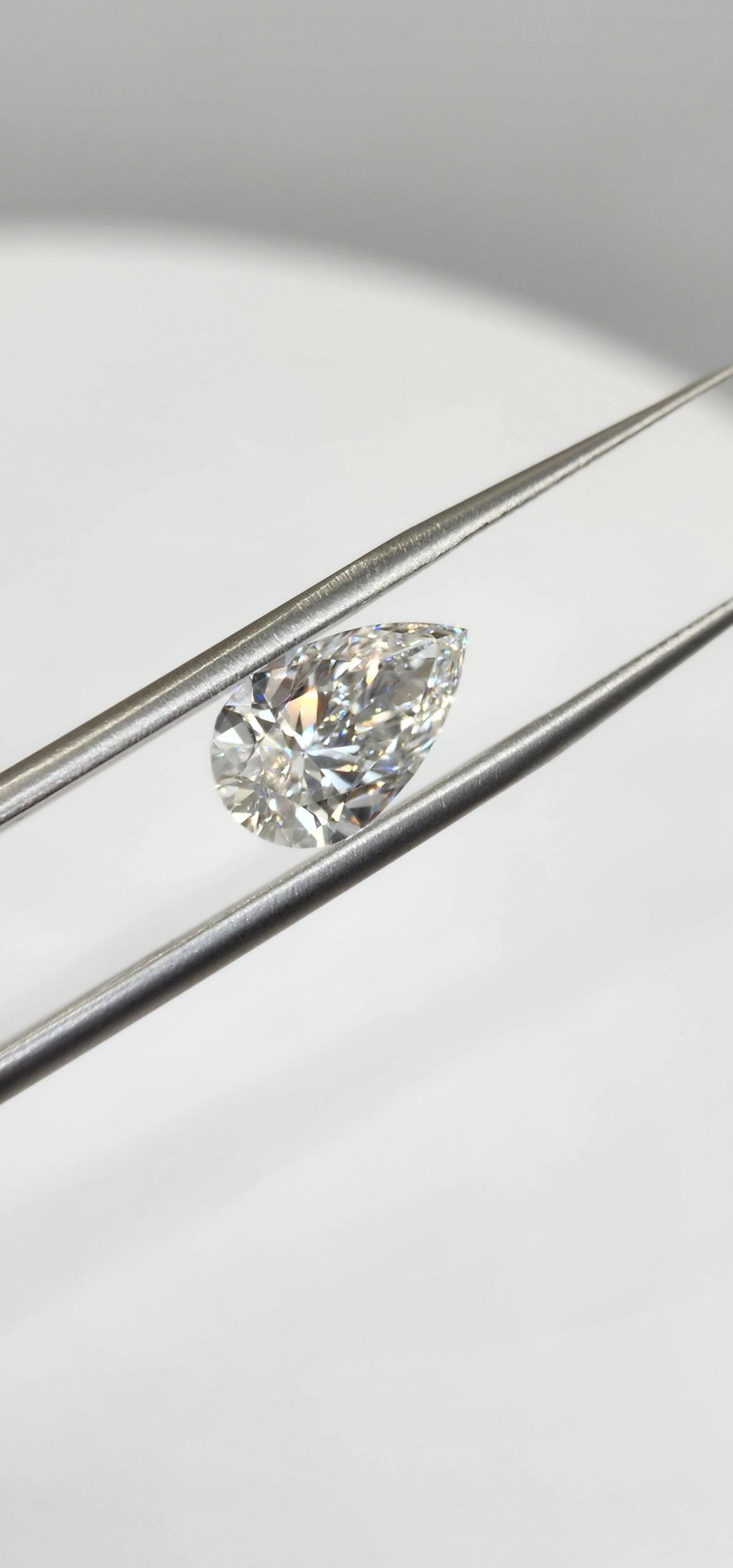 3.19 Carat Pear Lab Grown Diamond, Color G, VS1 Clarity IGI Certified