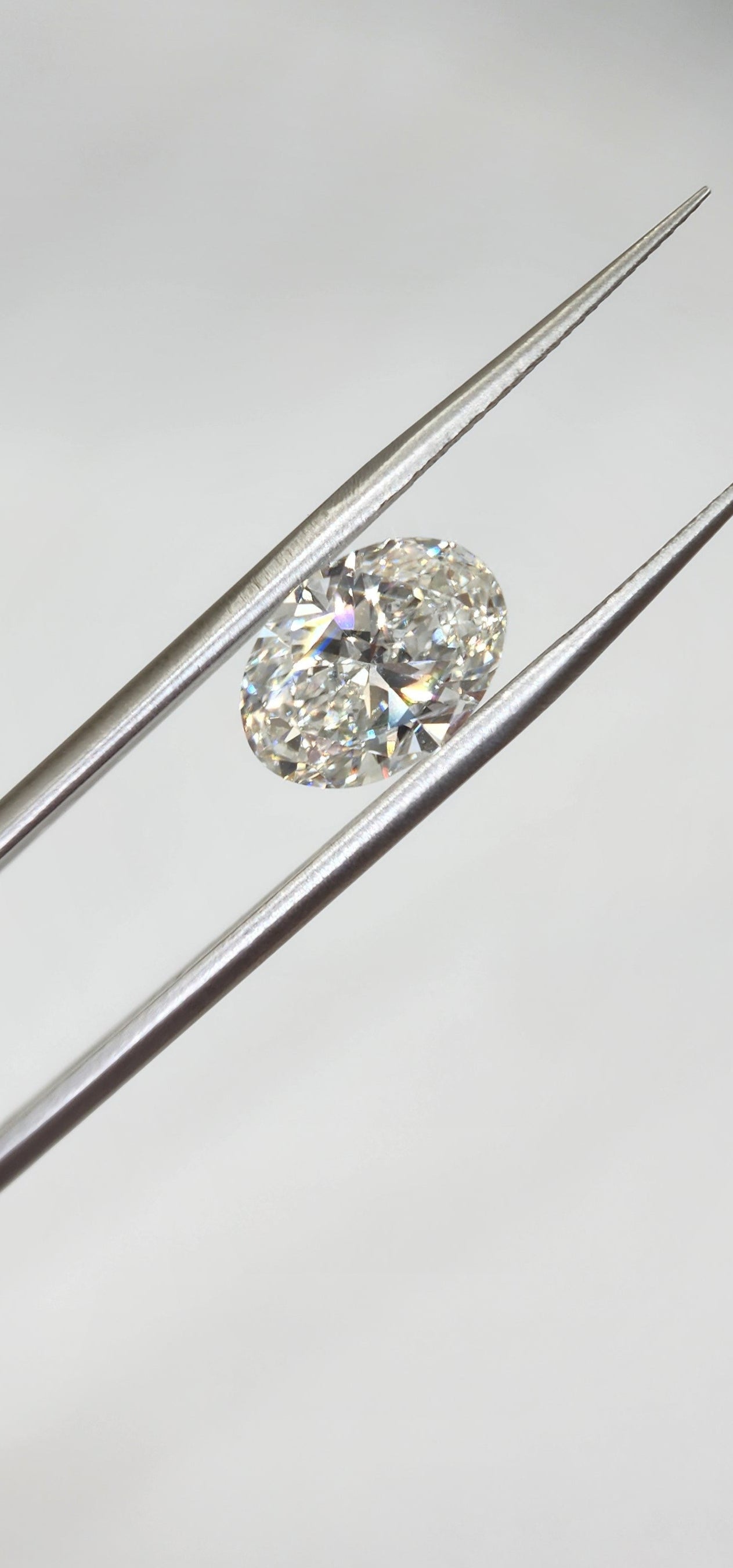 4.01 Carat Oval Lab Grown Diamond, Color G, VS1 Clarity IGI Certified
