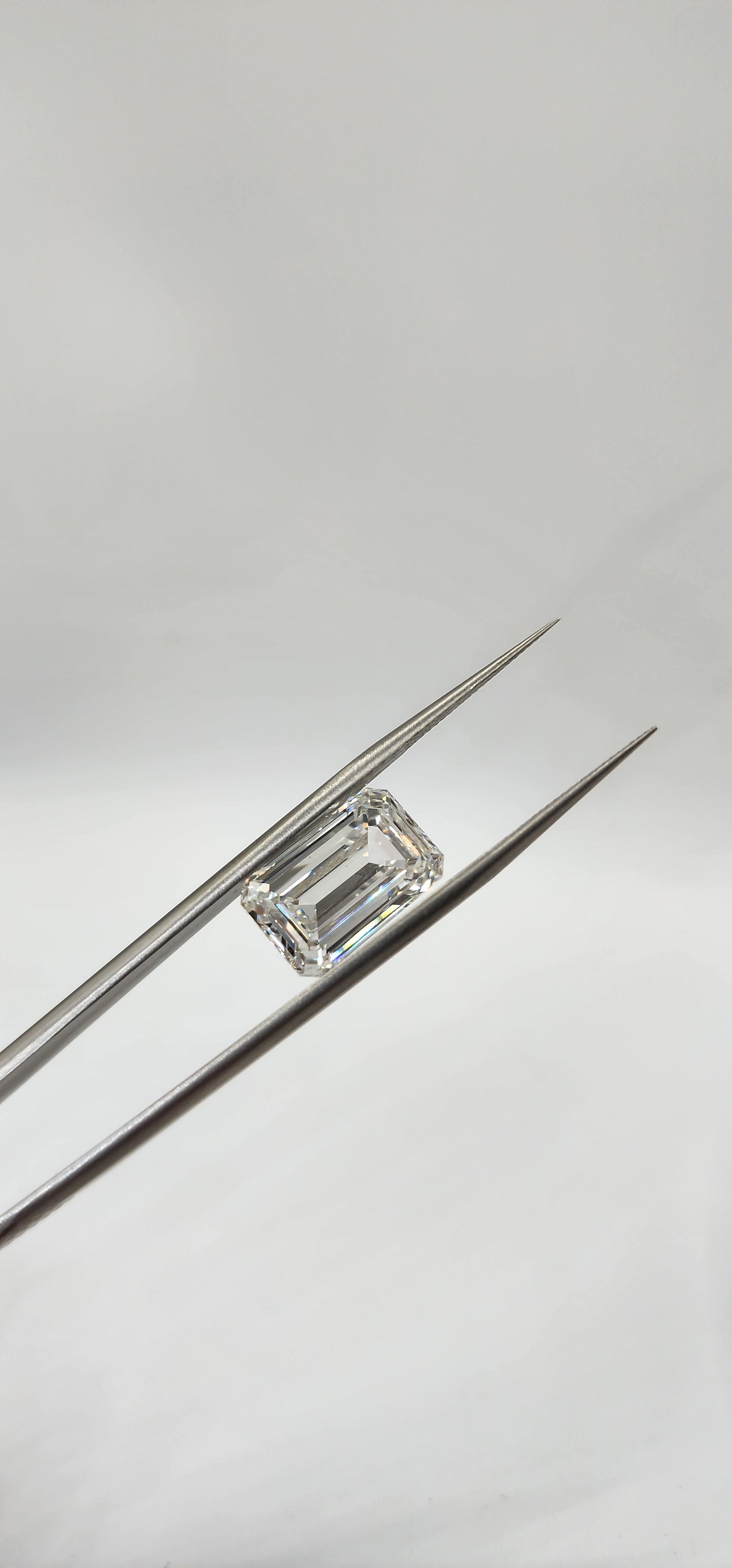 8.11 Carat Emerald Lab Grown Diamond, Color G, VS2 Clarity IGI Certified