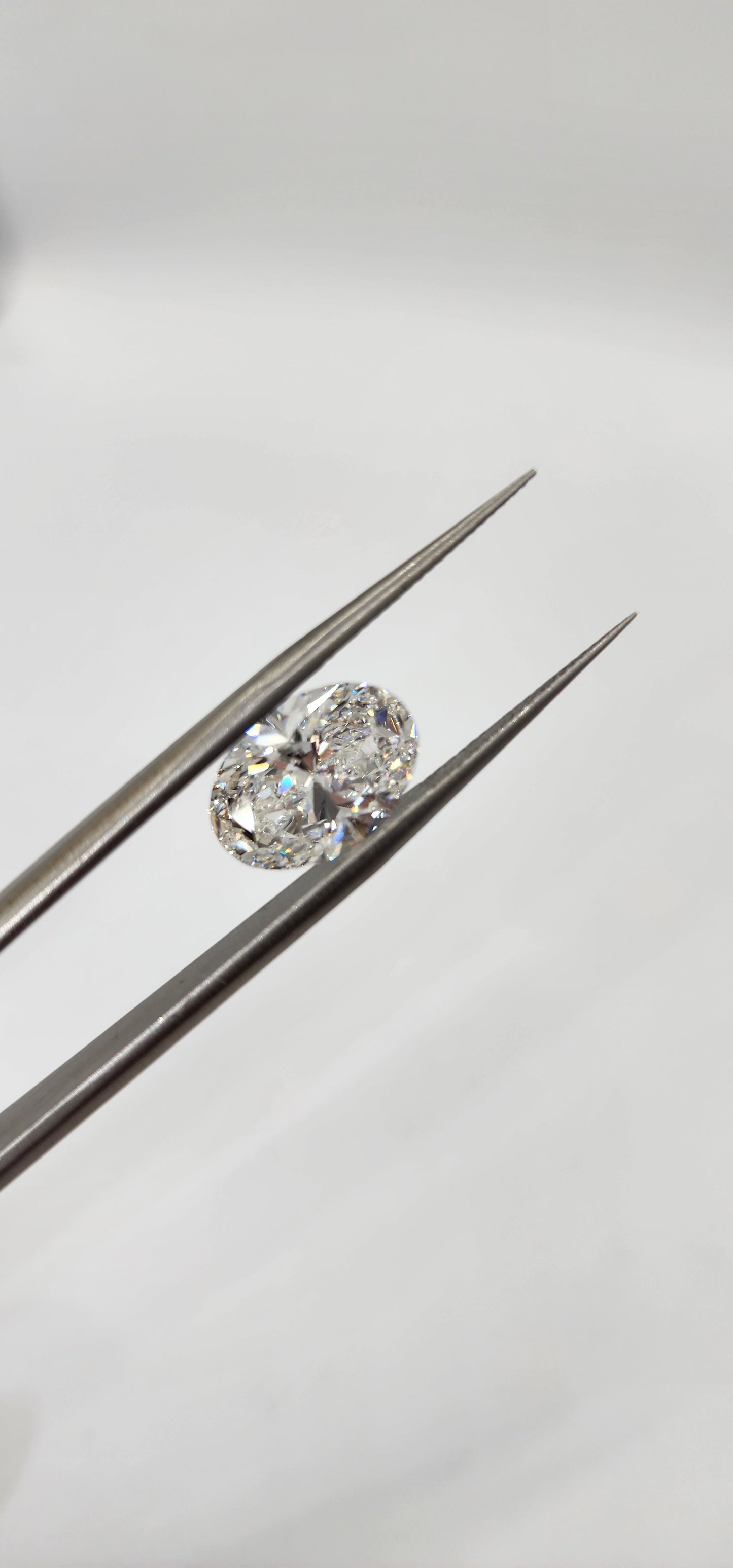 4.02 Carat Oval Lab Grown Diamond, Color F, VVS2 Clarity IGI Certified