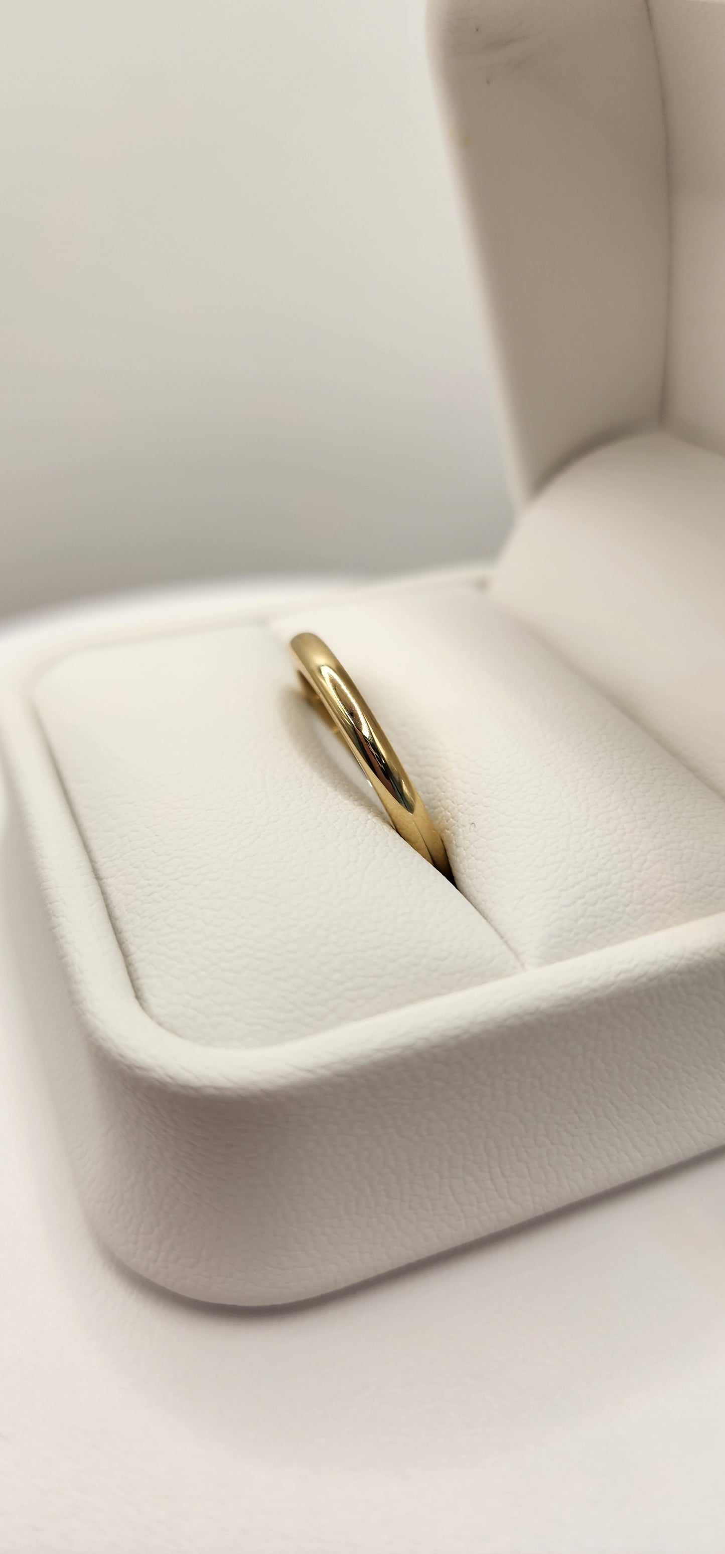 14k Yellow Gold Stacking Band (Standard Shank)