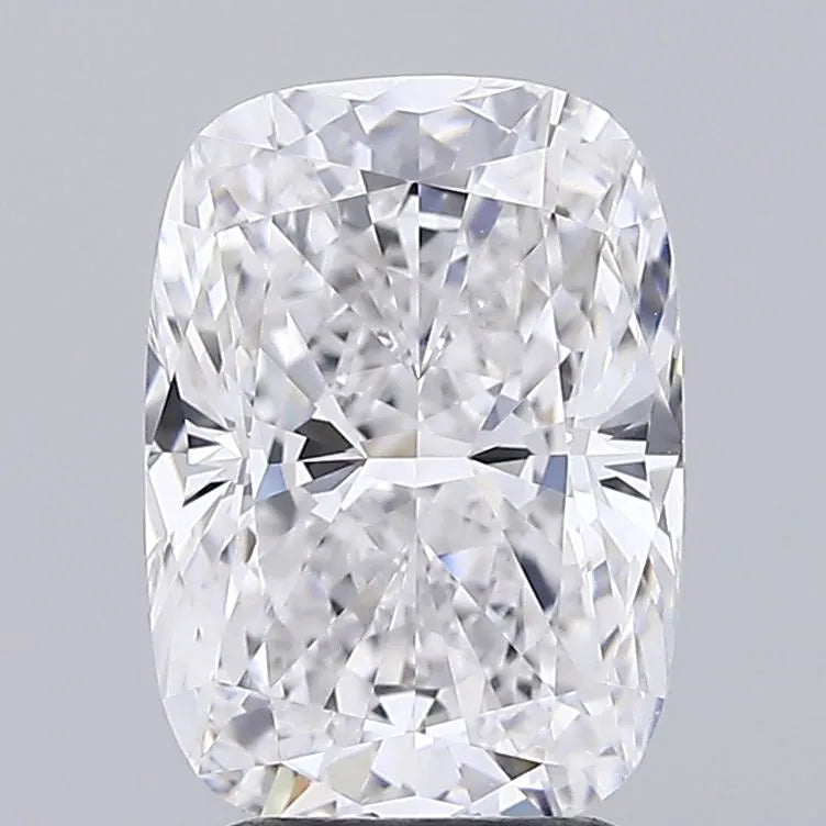 3.12ct Cushion modified Lab Grown Diamond (Colour D, Clarity VVS1, IGI Certified)