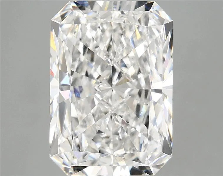 5.02ct Radiant Lab Grown Diamond (Colour E, Clarity VS1, IGI Certified)