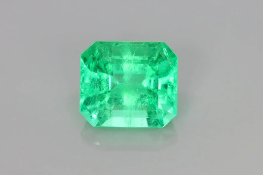 3.83ct Octagonal Natural Emerald (Colour Green, Clarity Slightly Included, Cut Faceted)