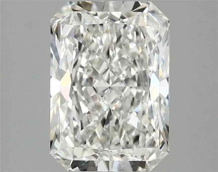 2.58ct Radiant Lab Grown Diamond (Colour G, Clarity VVS2, IGI Certified)