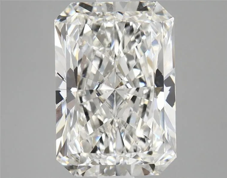 2.75ct Radiant Lab Grown Diamond (Colour F, Clarity VVS2, IGI Certified)