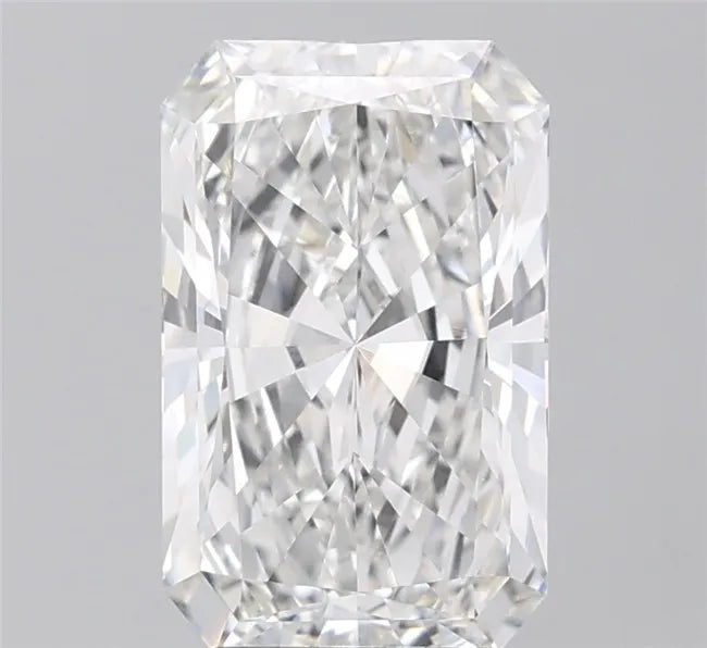 2.77ct Radiant Lab Grown Diamond (Colour F, Clarity VVS2, IGI Certified)