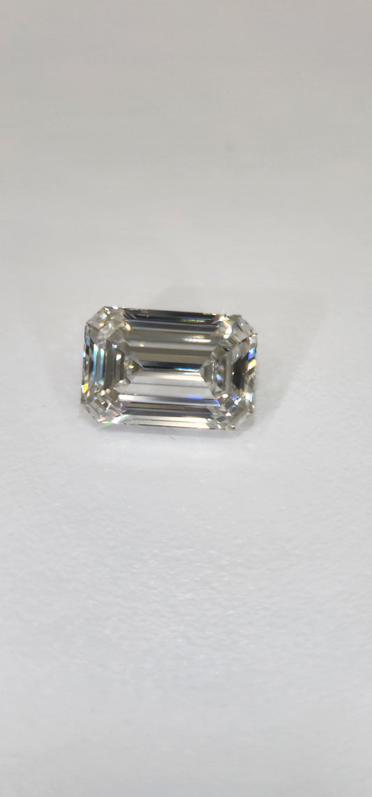 3.1 Carat Emerald Lab Grown Diamond, Color G, VS1 Clarity IGI Certified