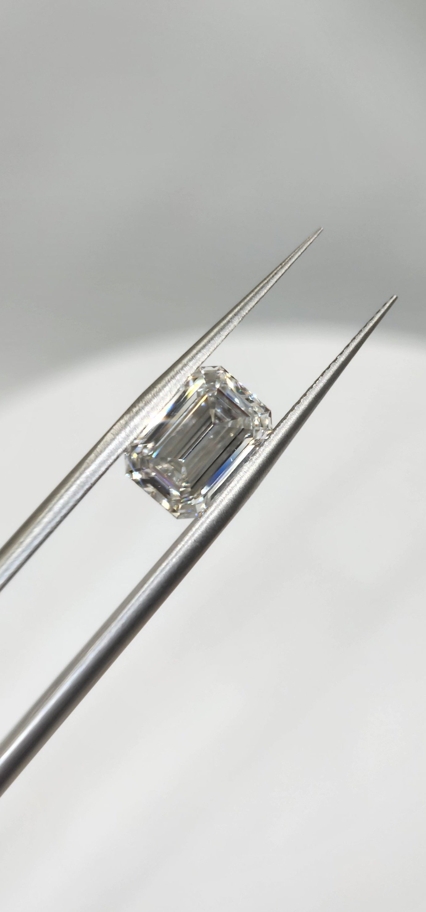 3.1 Carat Emerald Lab Grown Diamond, Color G, VS1 Clarity IGI Certified