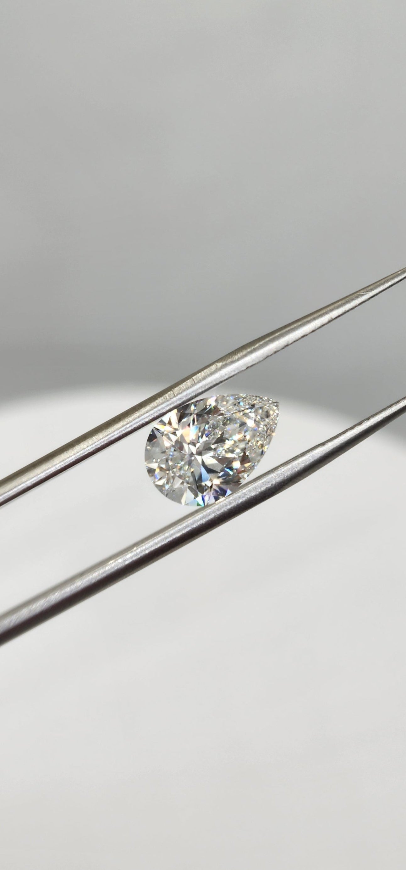 3.1 Carat Pear Lab Grown Diamond, Color F, VVS2 Clarity IGI Certified
