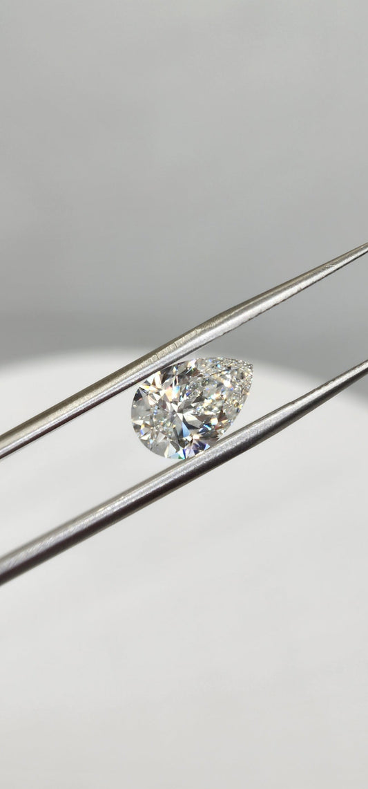 3.1 Carat Pear Lab Grown Diamond, Color F, VVS2 Clarity IGI Certified