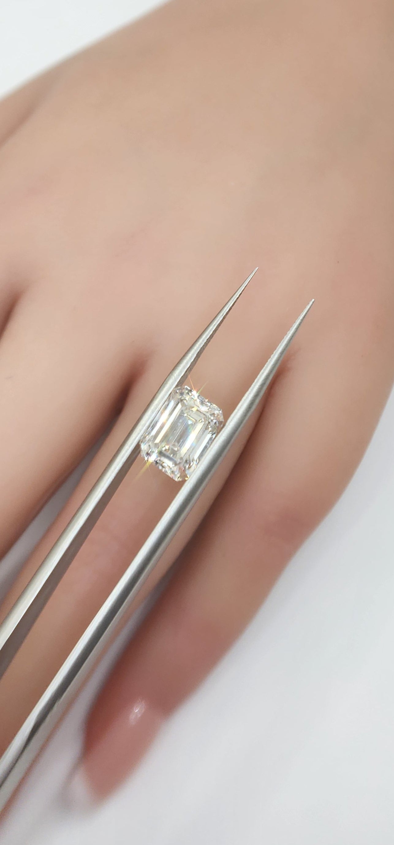 4.04 Carat Emerald Lab Grown Diamond, Color H,  SI1 Clarity IGI Certified