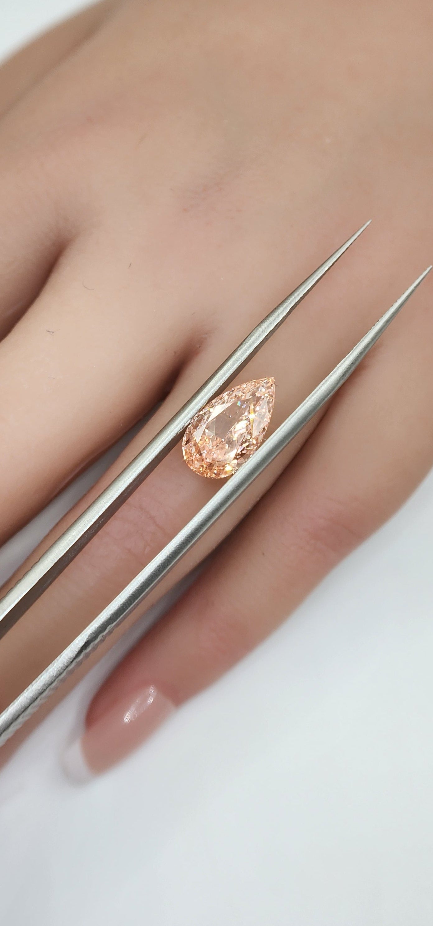 4.07 Carat Pear Lab Grown Diamond, FANCY INTENSE PINK, VS1 Clarity IGI Certified
