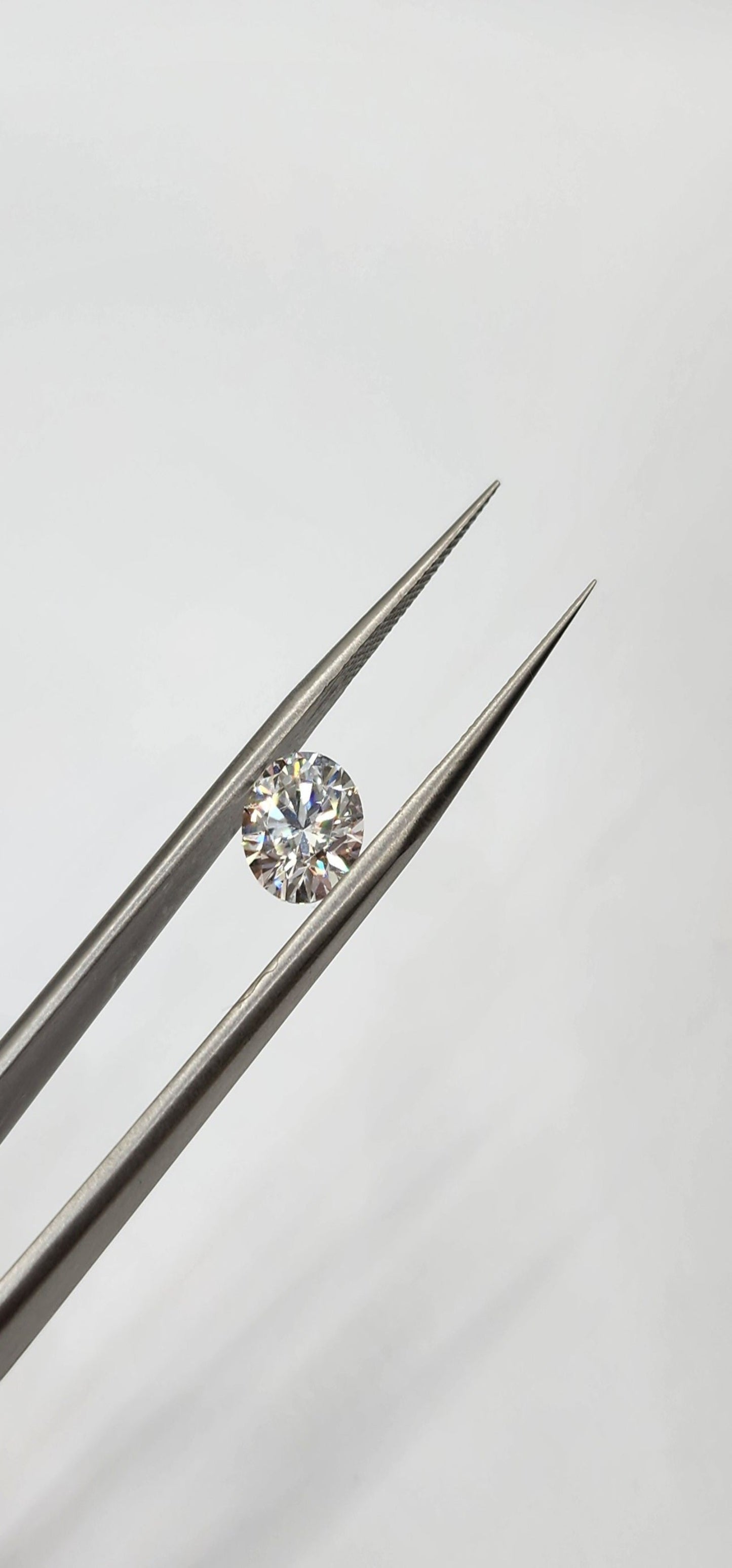 2.02 Carat Round Lab Grown Diamond, Color F, VVS2 Clarity IGI Certified