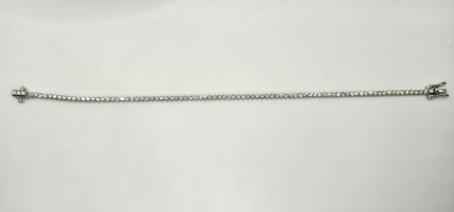 1.5 Carat Total Weight White Gold Tennis Bracelet w/ Round Lab Grown Diamonds