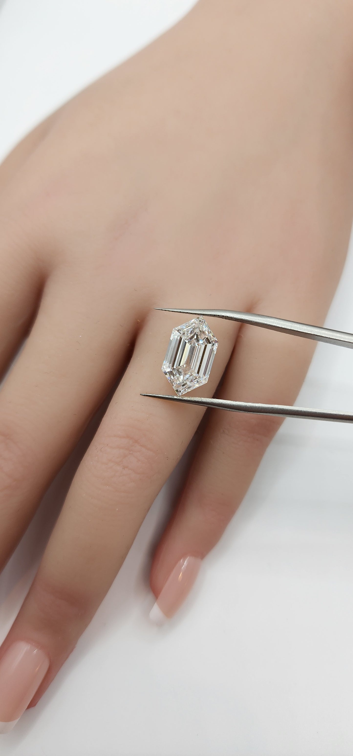 5.24 Carat Hexagon Lab Grown Diamond, Color E, VVS2 Clarity IGI Certified