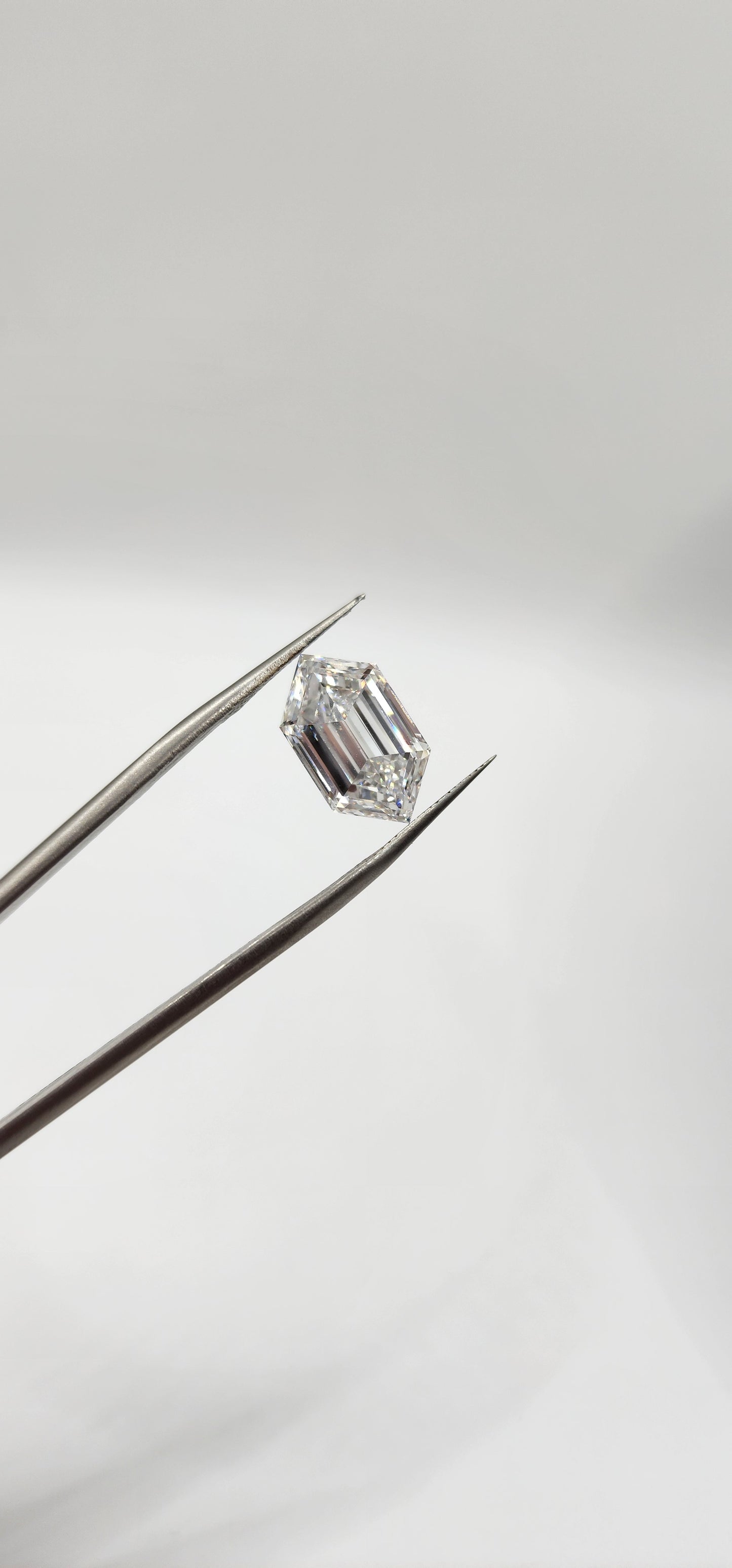 5.24 Carat Hexagon Lab Grown Diamond, Color E, VVS2 Clarity IGI Certified