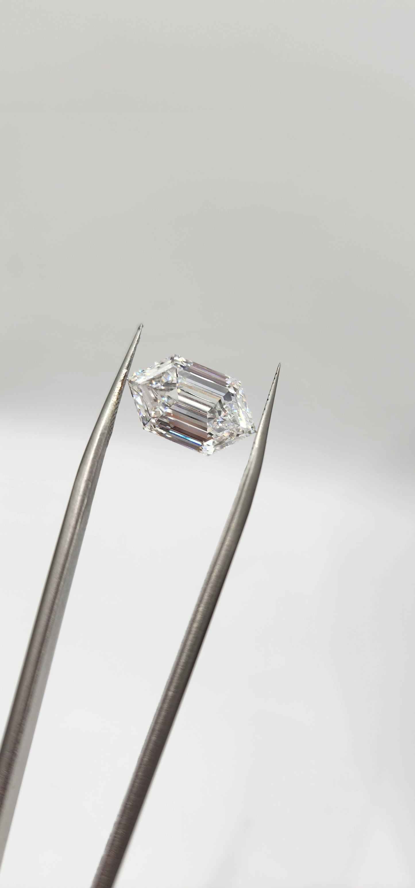 5.24 Carat Hexagon Lab Grown Diamond, Color E, VVS2 Clarity IGI Certified