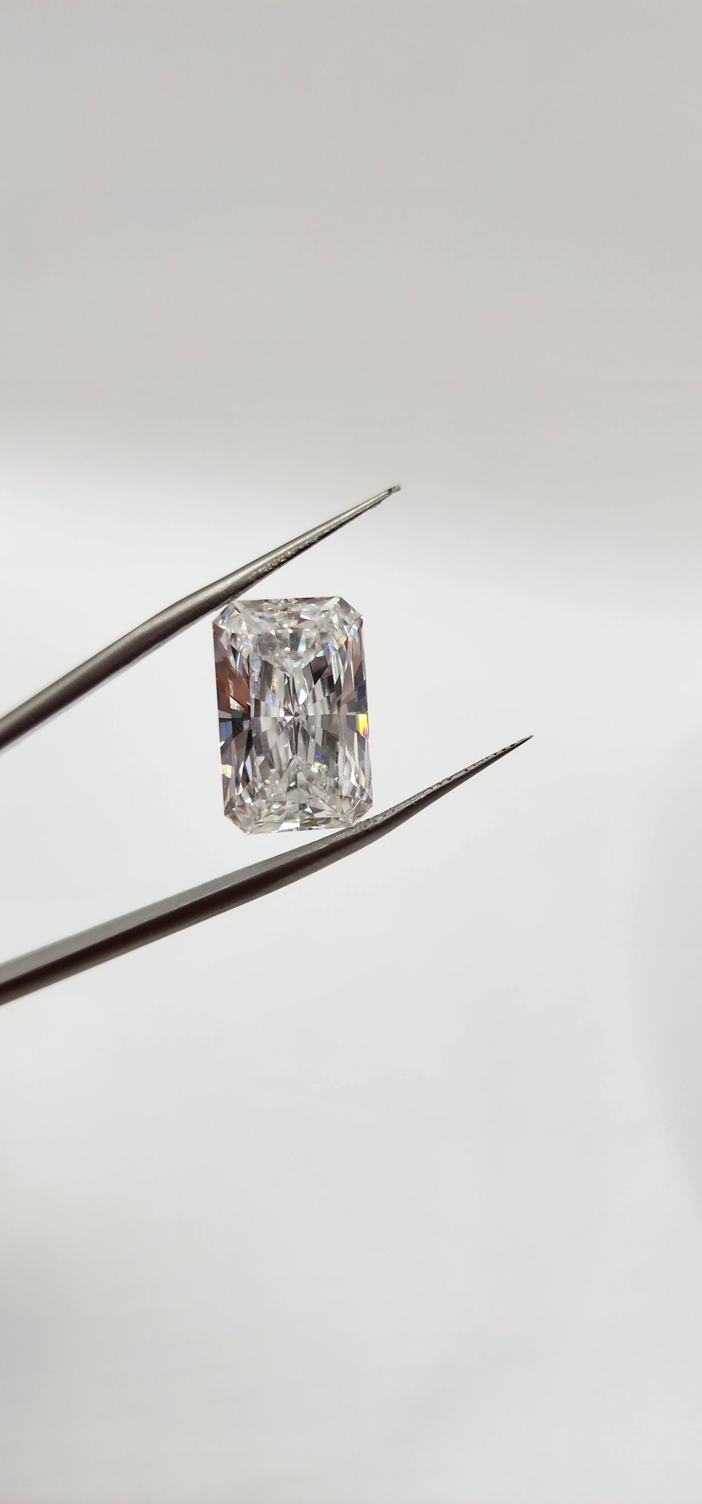 9.71 Carat Radiant Cut Lab Grown Diamond, Color E, VS1 Clarity IGI Certified