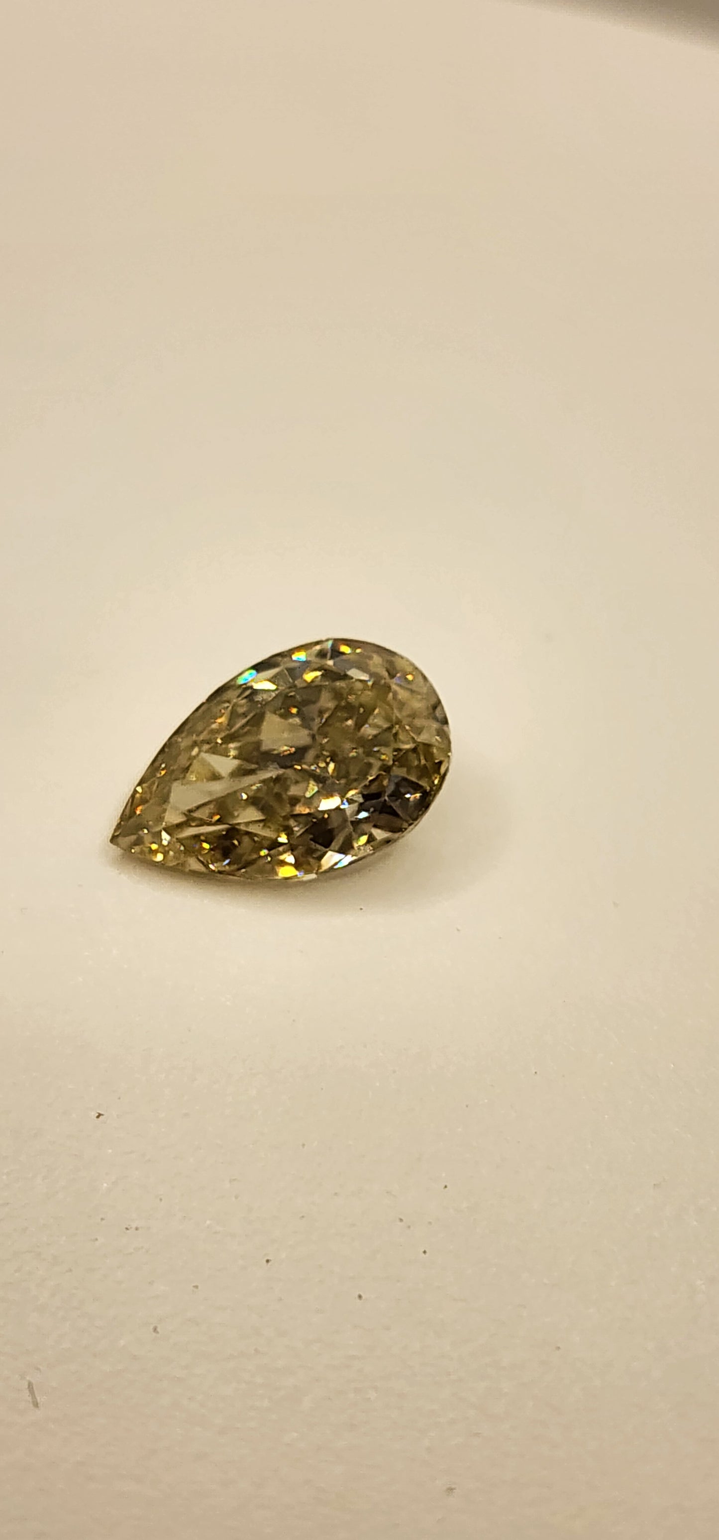 Yellow diamond on white display