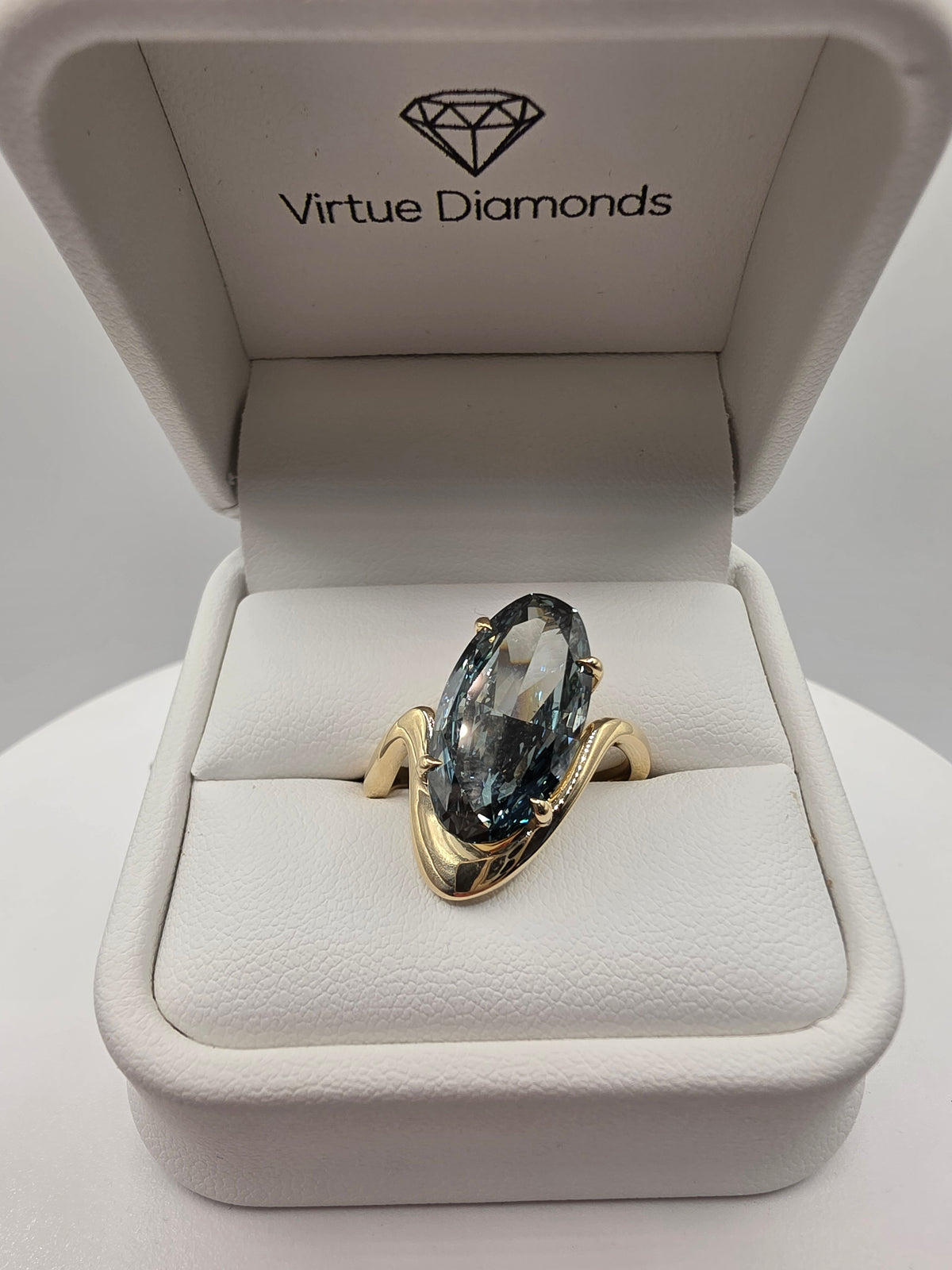 7 Carat Fancy Vivid Green Moval Ring, VS1, in 10k YG Size 9.25, IGI Certified