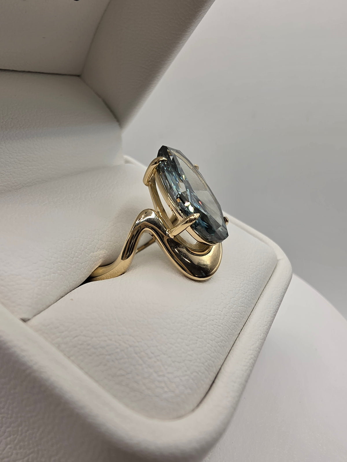 7 Carat Fancy Vivid Green Moval Ring, VS1, in 10k YG Size 9.25, IGI Certified