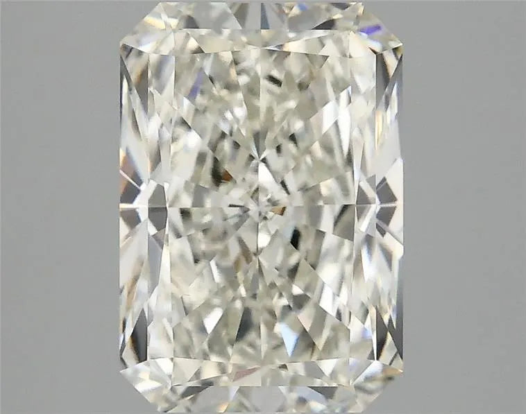 3.00ct Radiant Lab Grown Diamond (Colour H, Clarity VVS2, IGI Certified)