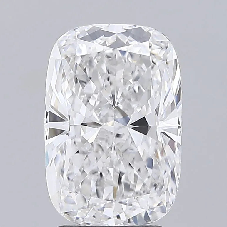 3.01ct Cushion modified Lab Grown Diamond (Colour D, Clarity VVS2, IGI Certified)