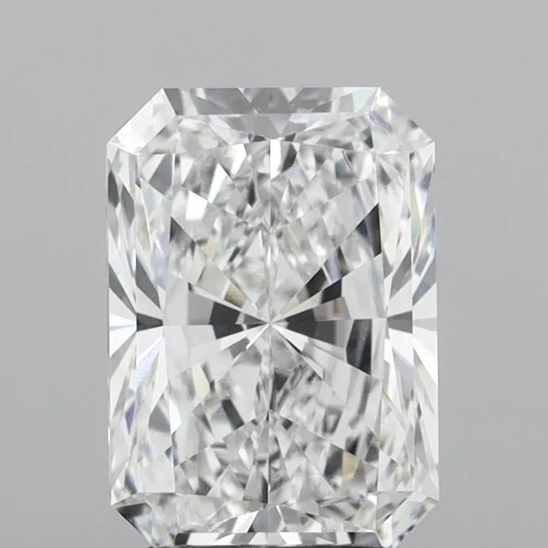 3.01ct Radiant Lab Grown Diamond (Colour E, Clarity VVS1, IGI Certified)
