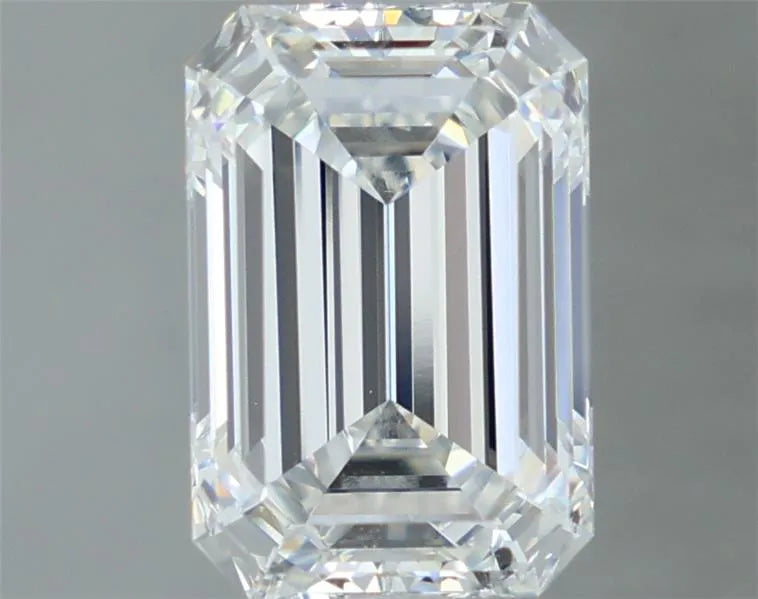 3.21ct Emerald Lab Grown Diamond (Colour F, Clarity VVS1, Cut EX, IGI Certified)