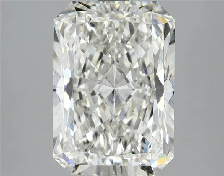 3.66ct Radiant Lab Grown Diamond (Colour G, Clarity VS1, IGI Certified)