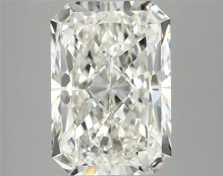3.92ct Radiant Lab Grown Diamond (Colour H, Clarity VVS2, IGI Certified)