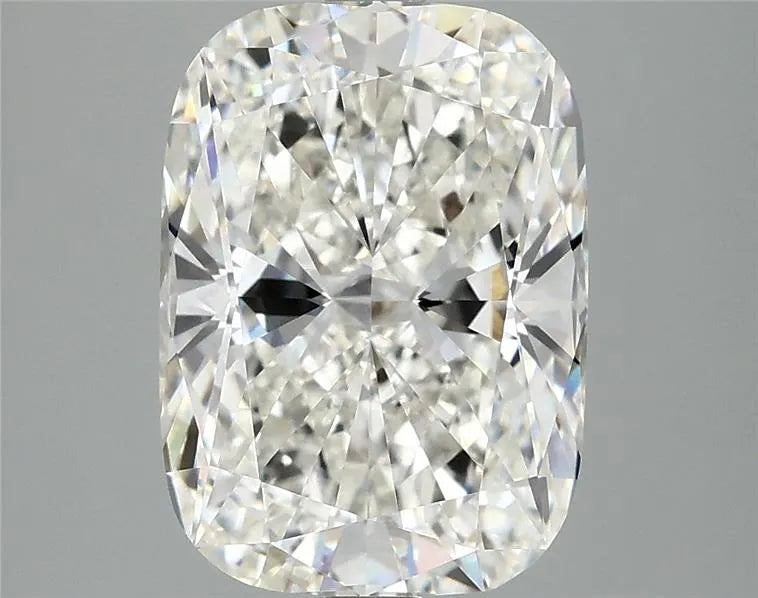 4.07ct Cushion modified Lab Grown Diamond (Colour G, Clarity VVS2, IGI Certified)
