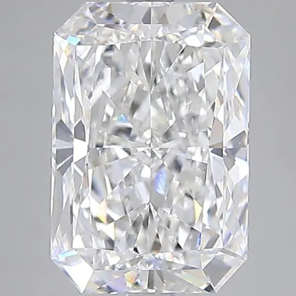 5.04ct Radiant Lab Grown Diamond (Colour E, Clarity VVS2, IGI Certified)