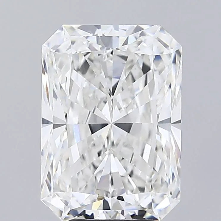 6.10ct Radiant Lab Grown Diamond (Colour F, Clarity VVS2, IGI Certified)