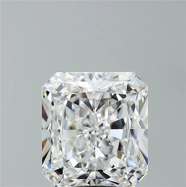 7.11ct Radiant Lab Grown Diamond (Colour E, Clarity VVS2, IGI Certified)